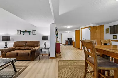 1016 Bluff Pointe Drive, Chaska, MN 55318 - Photo 30