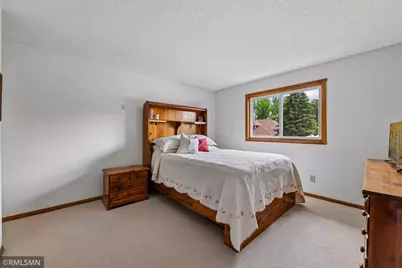1016 Bluff Pointe Drive, Chaska, MN 55318 - Photo 18