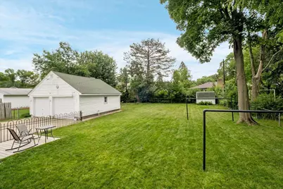 2476 Stillwater Road E, Maplewood, MN 55119 - Photo 32