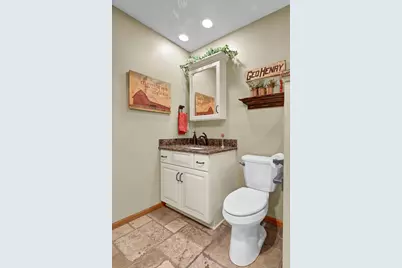 8010 Center Street, Clear Lake, MN 55319 - Photo 14