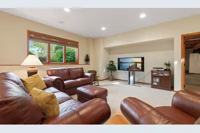 20 W Clear Lake Drive, Ceylon, MN 56121 - Photo 12