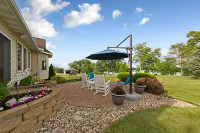 20 W Clear Lake Drive, Ceylon, MN 56121 - Photo 6