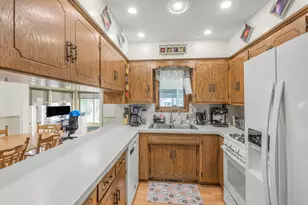 631 David Ave, Hamburg, MN 55339 - Photo 6