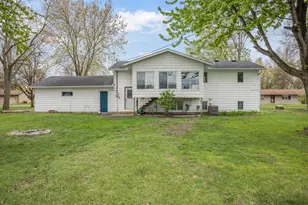 631 David Ave, Hamburg, MN 55339 - Photo 24