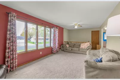 631 David Avenue, Hamburg, MN 55339 - Photo 6