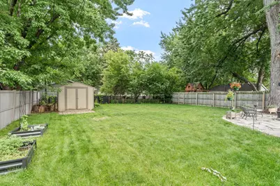 1124 Rhode Island Avenue N, Golden Valley, MN 55427 - Photo 26