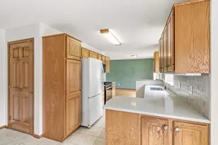 13024 Garrett Ln, Apple Valley, MN 55124 - Photo 20