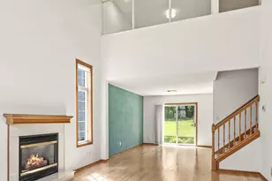 13024 Garrett Ln, Apple Valley, MN 55124 - Photo 10
