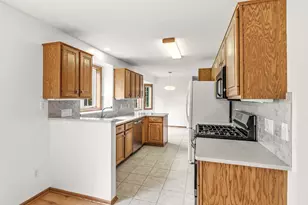13024 Garrett Ln, Apple Valley, MN 55124 - Photo 16