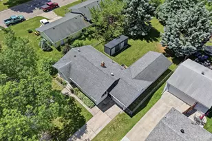 809 19th St N, Moorhead, MN 56560 - Photo 32