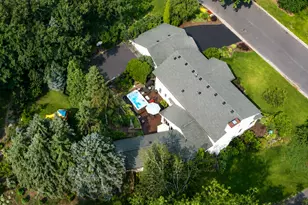 1364 Chatterton Ct, Eagan, MN 55123 - Photo 2
