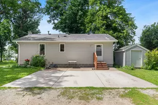 17571 Roberds Lake Blvd, Faribault, MN 55021 - Photo 6