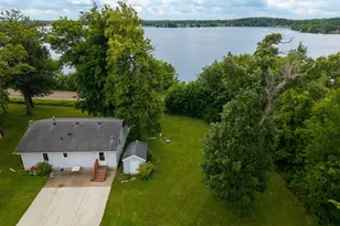 17571 Roberds Lake Blvd, Faribault, MN 55021 - Photo 2