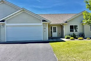 728 Cloud St NW, Bemidji, MN 56601 - Photo 1