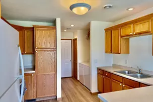 728 Cloud St NW, Bemidji, MN 56601 - Photo 8