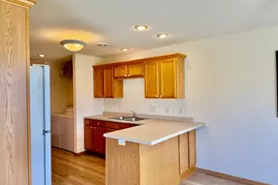 728 Cloud St NW, Bemidji, MN 56601 - Photo 10