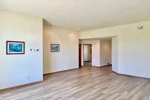 728 Cloud St NW, Bemidji, MN 56601 - Photo 4