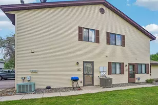 6627 84th Ct N, Brooklyn Park, MN 55445 - Photo 2