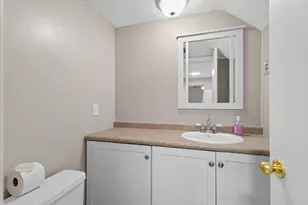 2502 Unity Ave N, Golden Valley, MN 55422 - Photo 16