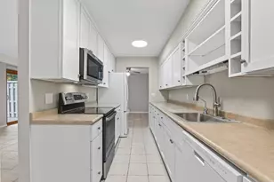 2502 Unity Ave N, Golden Valley, MN 55422 - Photo 14