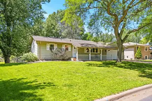 4909 Wisconsin Ave N, New Hope, MN 55428 - Photo 2