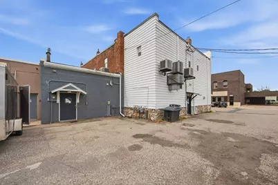 208 S Knowles Avenue, New Richmond, WI 54017 - Photo 32