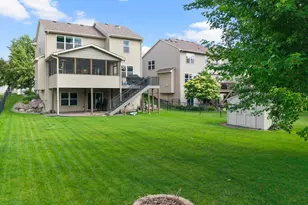6829 Urbandale Ln N, Maple Grove, MN 55311 - Photo 54