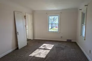 1049 Gorman Ave, West Saint Paul, MN 55118 - Photo 6