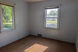 1049 Gorman Ave, West Saint Paul, MN 55118 - Photo 10