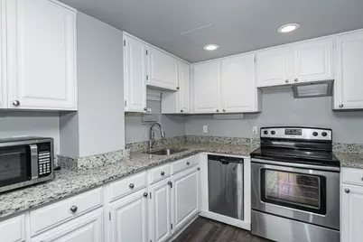 207 5th Avenue SW #805, Rochester, MN 55902 - Photo 20