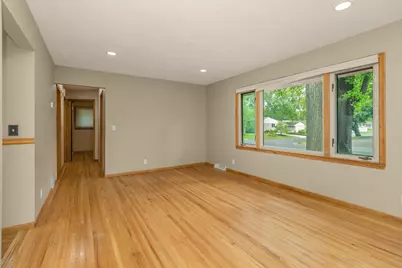 5901 6th Street NE, Fridley, MN 55432 - Photo 4