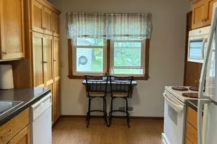 514 Clark St NE, Hutchinson, MN 55350 - Photo 8