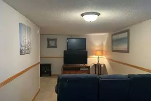 514 Clark St NE, Hutchinson, MN 55350 - Photo 18