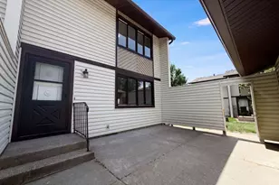 13637 Heather Hills Dr, Burnsville, MN 55337 - Photo 18
