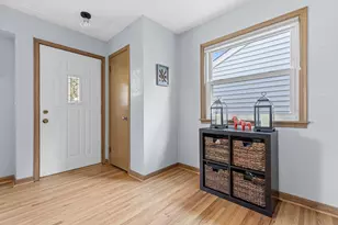 3834 Dennis Ln, White Bear Lake, MN 55110 - Photo 2