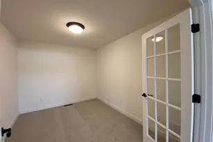 13785 Hollybrook Cir, Apple Valley, MN 55124 - Photo 10