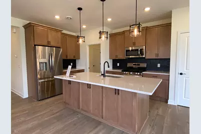 13785 Hollybrook Circle, Apple Valley, MN 55124 - Photo 4