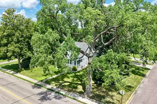 821 10th Ave N, Saint James, MN 56081 - Photo 6
