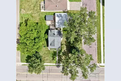 821 10th Avenue N, Saint James, MN 56081 - Photo 4