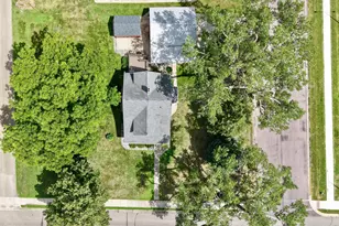 821 10th Ave N, Saint James, MN 56081 - Photo 4