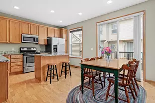 8304 Townsend Dr, Eden Prairie, MN 55344 - Photo 8