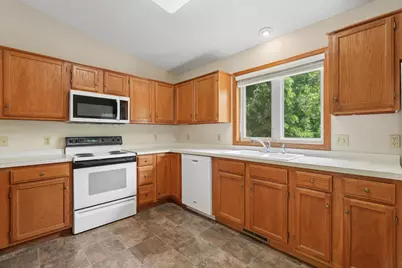 13015 Penn Avenue S, Burnsville, MN 55337 - Photo 10