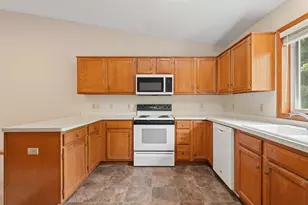 13015 Penn Ave S, Burnsville, MN 55337 - Photo 12