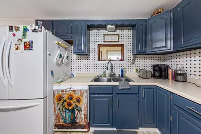 401 N Section Avenue, Spring Valley, MN 55975 - Photo 20