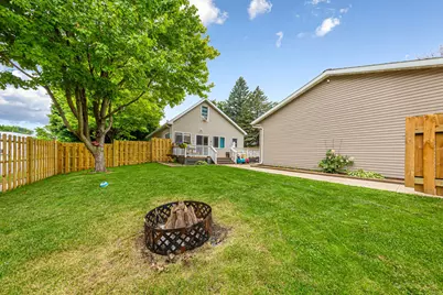 401 N Section Avenue, Spring Valley, MN 55975 - Photo 10