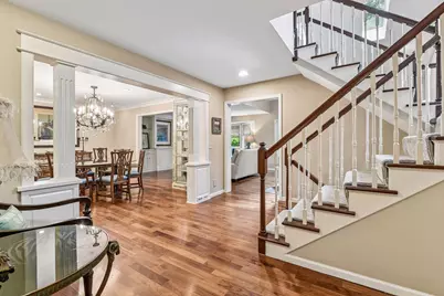 1140 Hollybrook Drive, Wayzata, MN 55391 - Photo 6