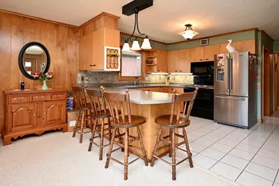 557 E 2nd Street, Winona, MN 55987 - Photo 6