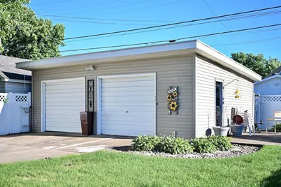 557 E 2nd Street, Winona, MN 55987 - Photo 28