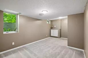 5616 W 78th St, Edina, MN 55439 - Photo 36
