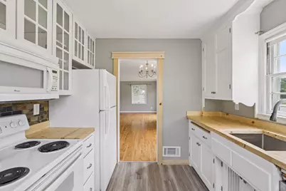 1445 Larpenteur Avenue W, Falcon Heights, MN 55113 - Photo 12